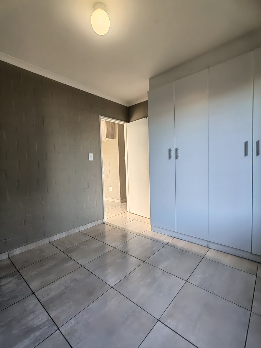 2 Bedroom Property for Sale in West Riding Western Cape